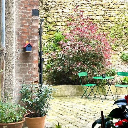 Studio Renove Et Tres Fonctionnel, Marly-Le-Roi Exteriör bild