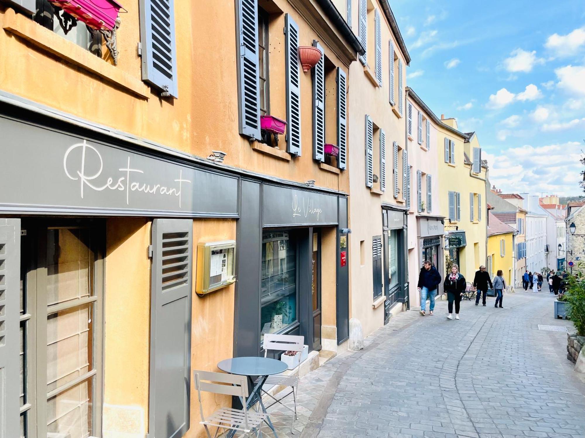Studio Renove Et Tres Fonctionnel, Marly-Le-Roi Exteriör bild